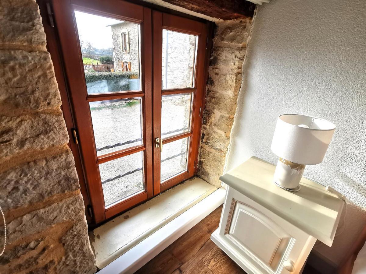 3 Self-Contained Gites With Pool And Games Room Saint-Georges-de-Noisné Exterior foto